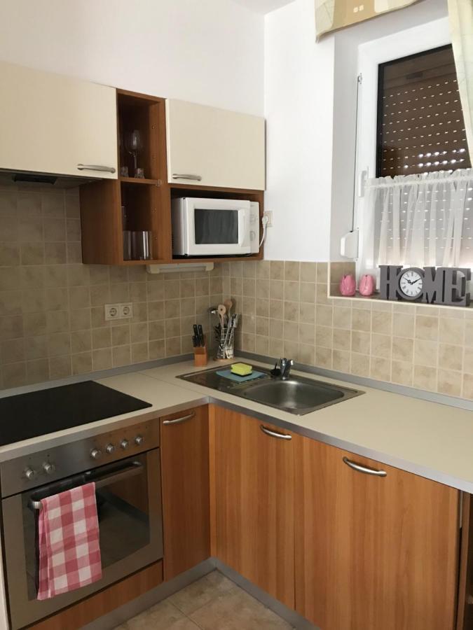 Lili Apartman Birdland Buekfuerdo Екстериор снимка