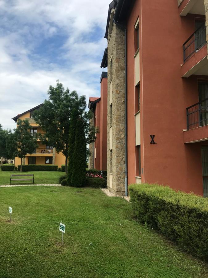 Lili Apartman Birdland Buekfuerdo Екстериор снимка